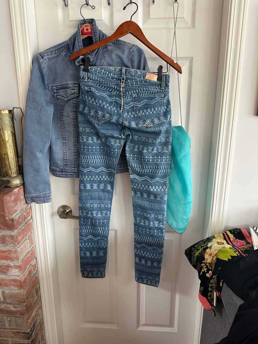 Roy Rogers Blue Denim Jeans with Metal Logo Button - Picture 8 of 8